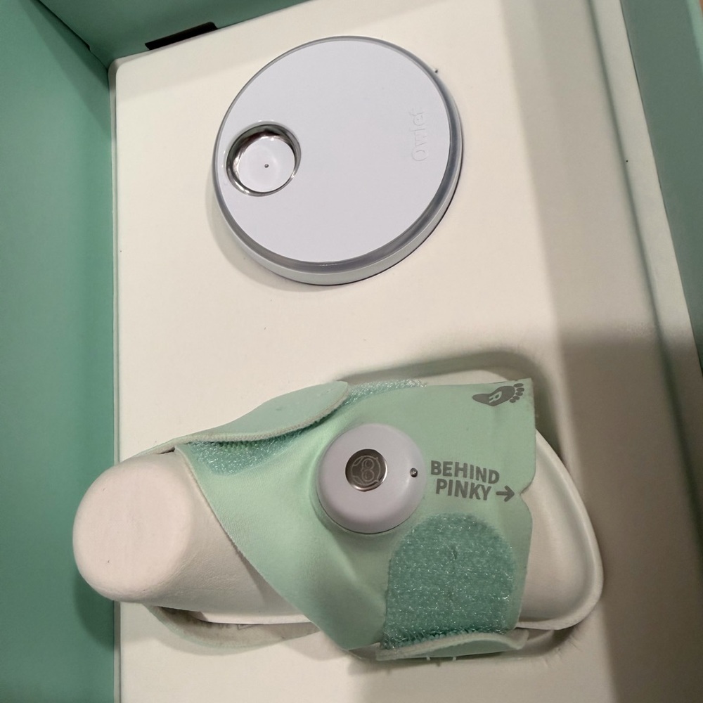 Owlet Smart Baby Monitor Sock - Mint - Picture 4 of 5